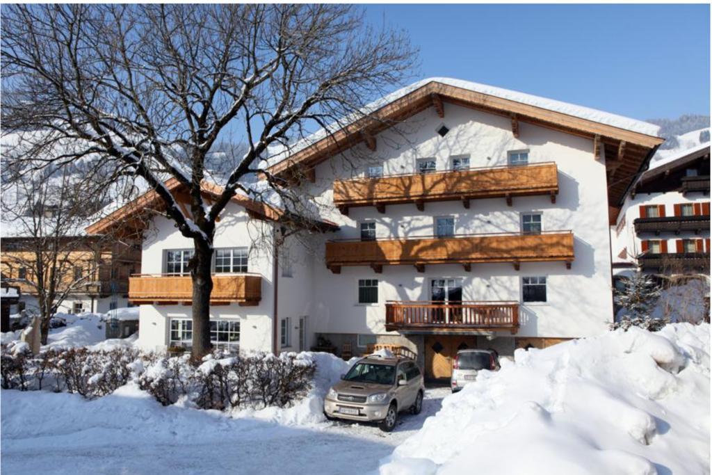 Pension Rosenhof Бриксен-им-Тале Экстерьер фото