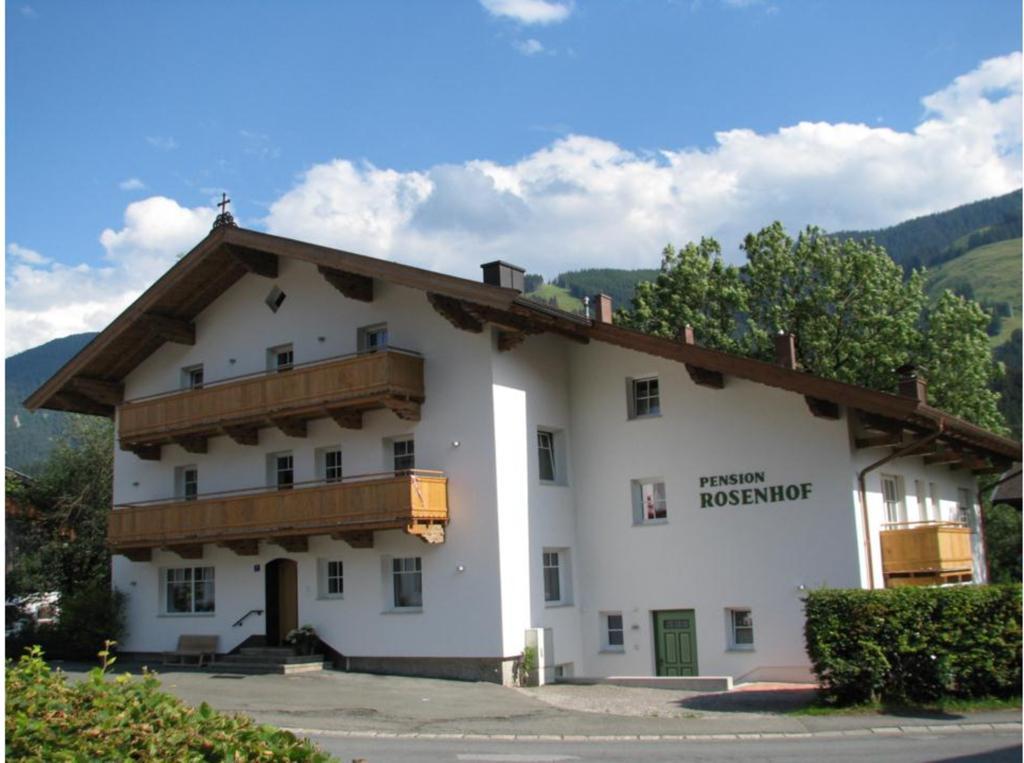 Pension Rosenhof Бриксен-им-Тале Экстерьер фото